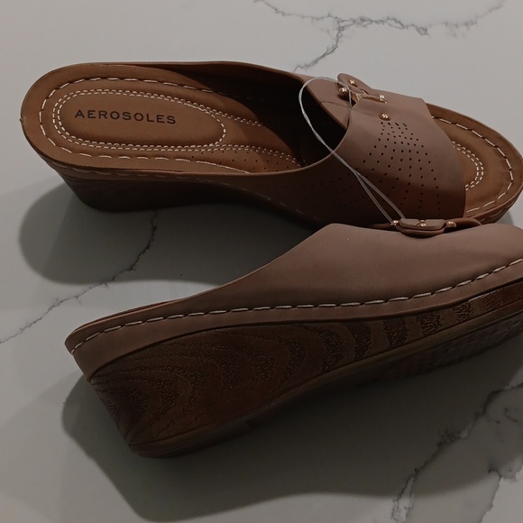Aerosoles NWT Ladies sandals - Picture 4 of 5